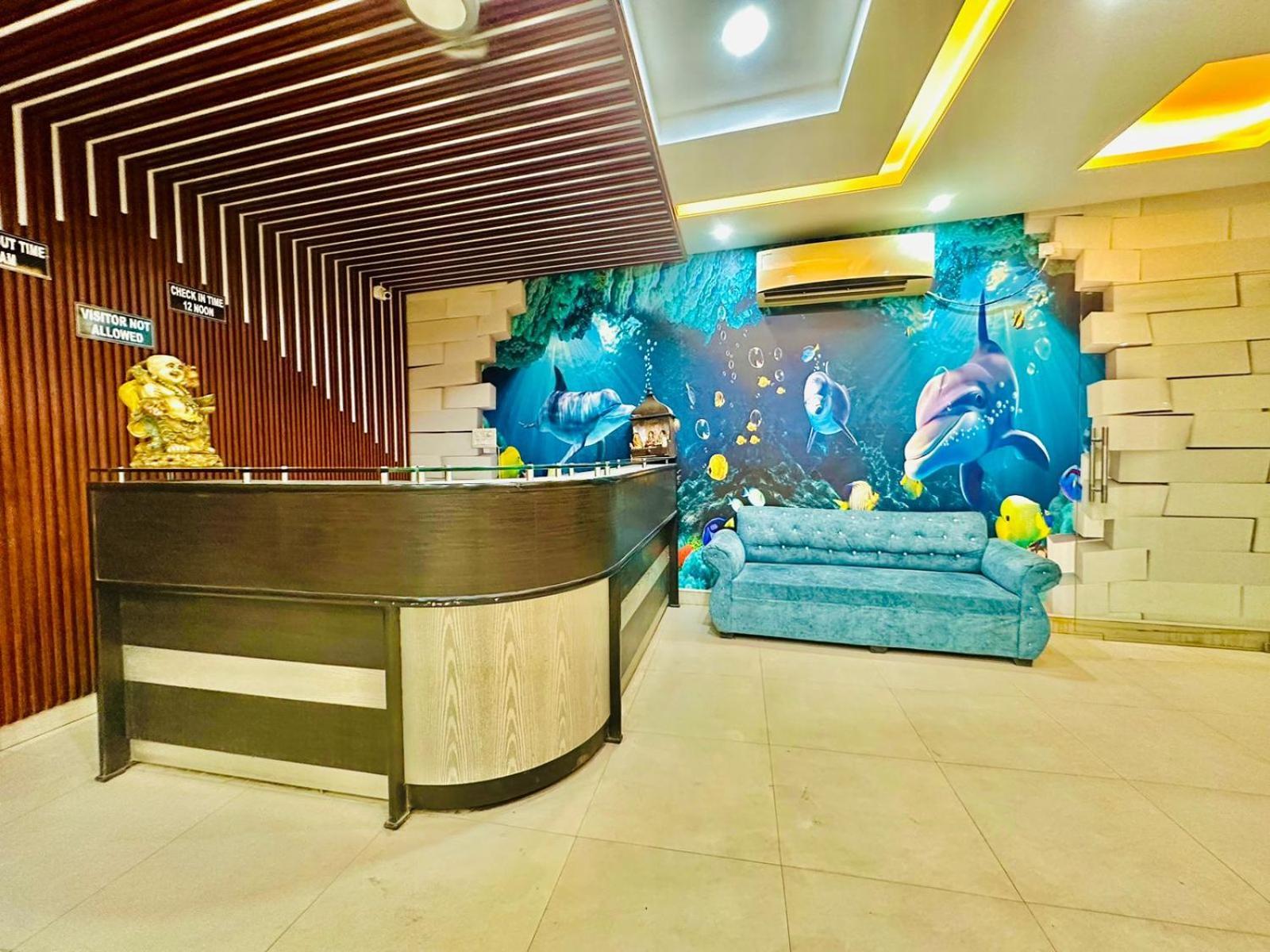 Hotel Galaxy Inn Near Delhi International Airport New Delhi Eksteriør billede